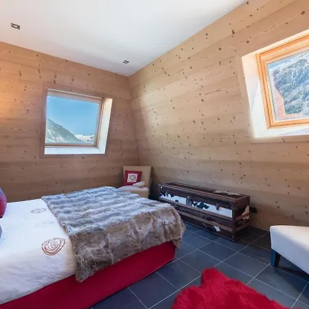 Penthouse Le Paradis I Le Chalet Club